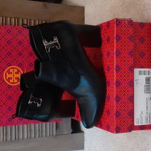 Tory Burch Black Gemini Link 70mm Leather Bootie Sz 10
